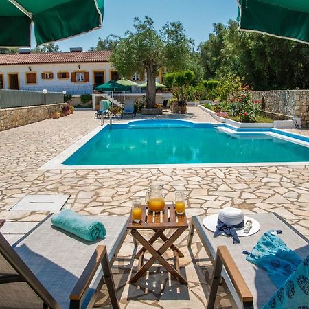 Aphrodite Studios & Apt With Pool Lákka Zewnętrze zdjęcie