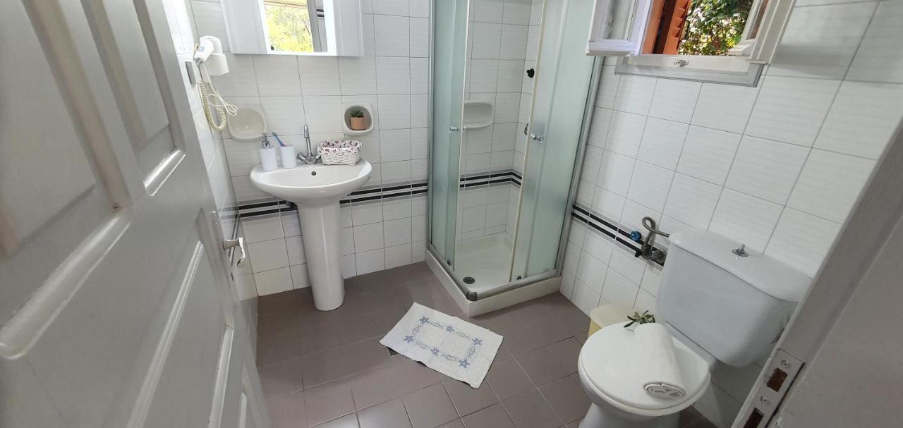 Aphrodite Studios & Apt With Pool Lákka Zewnętrze zdjęcie
